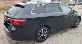 Toyota Avensis 1.8 Valvematic Kombi 2018 t27 Polski Salon Prawiedniki - zdjęcie 8