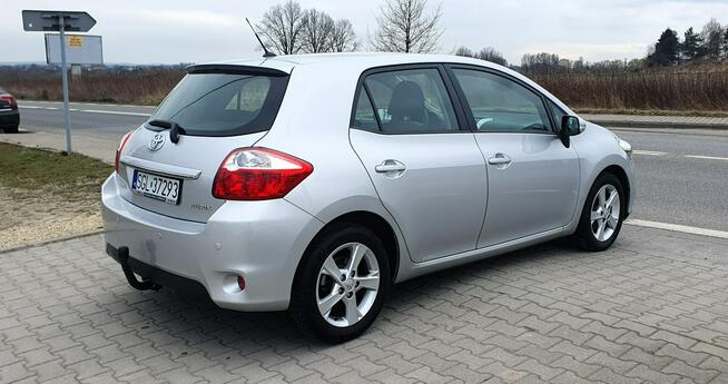 Toyota Auris 6 biegów/Tempomat/Hak/Alufelgi/Klimatronik 2-strefowy Przyszowice - zdjęcie 3
