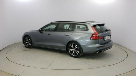 Volvo V60 B4 B R-Design aut ! Z Polskiego Salonu ! Faktura Vat ! Warszawa - zdjęcie 5