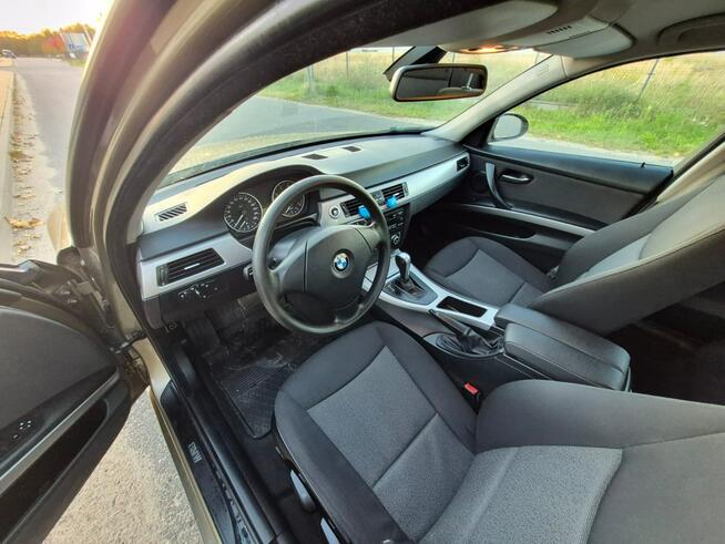 BMW E90 320i 150KM AUTOMAT LPG GAZ PO REMONCIE SILNIKA ISOFIX STAN BDB Pabianice - zdjęcie 8