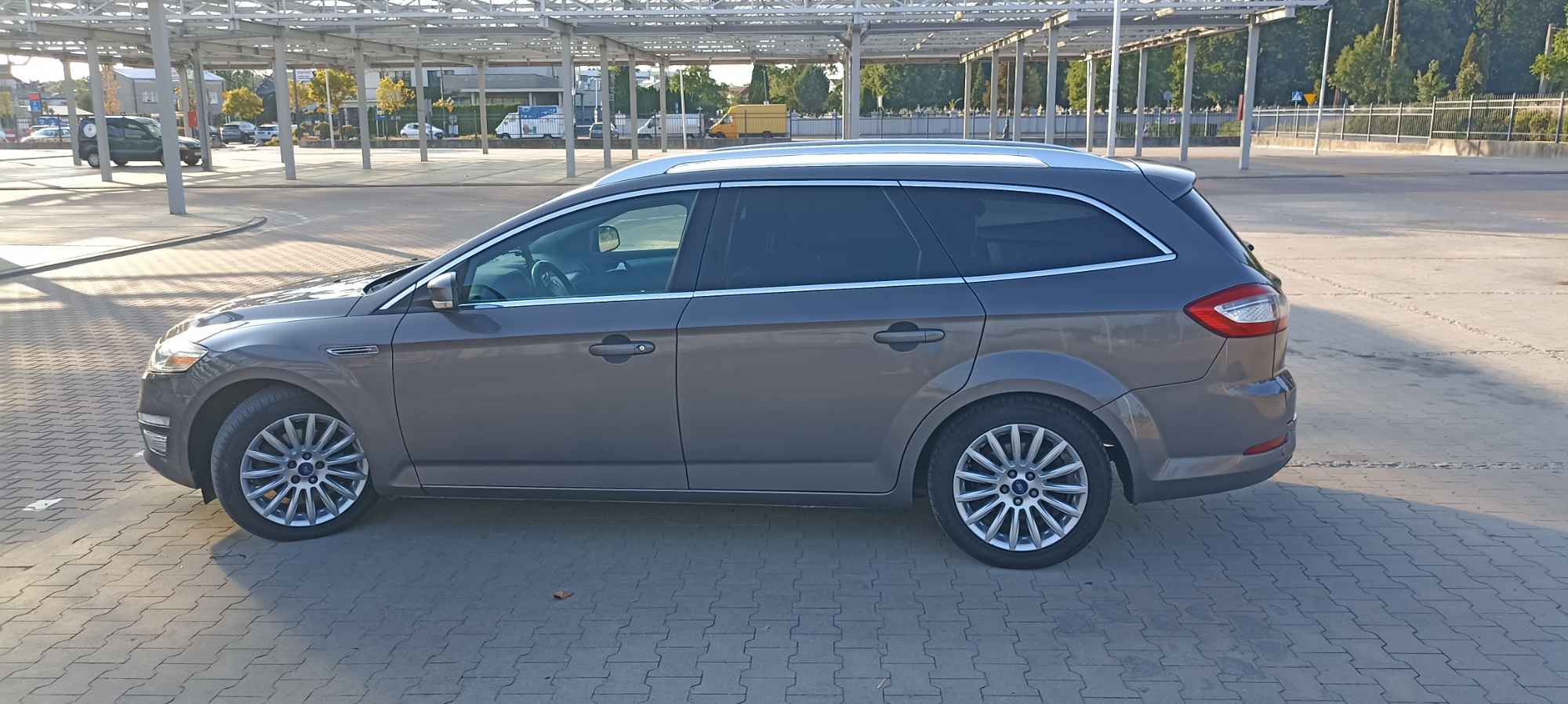 Sprzedam Ford Mondeo MK4 1.6 TDCi 115KM z 2011. 258 tyś KM. Stan dobry Grodzisk Mazowiecki - zdjęcie 4