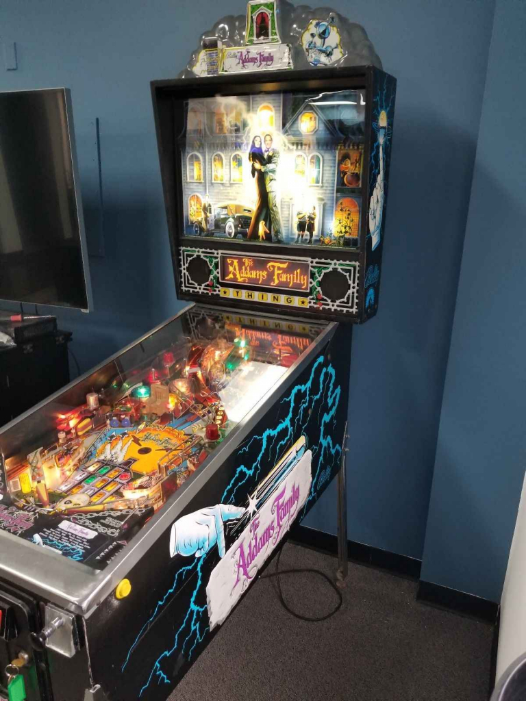 Bally Flipper Pinball Automat Addams Family Gry 1992 Rodzina Addams Wawer - zdjęcie 3