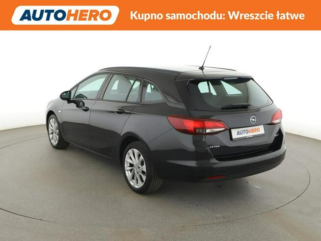 Opel Astra niski przebieg PDC grzane fotele+kier. klima-auto. Warszawa - zdjęcie 4