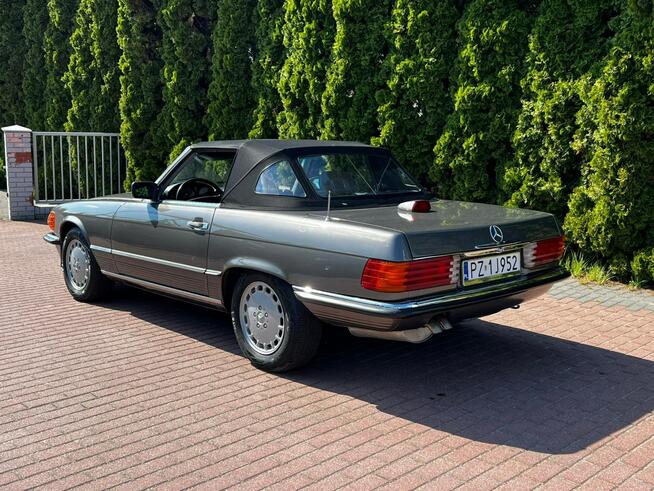 Mercedes SL 560 Zarejestrowany Bardzo ładny stan Nowy dach Baranowo - zdjęcie 4