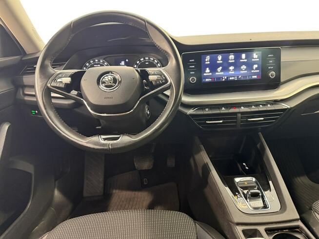 Skoda Octavia 2.0 TDI Ambition Kombi Warszawa - zdjęcie 9