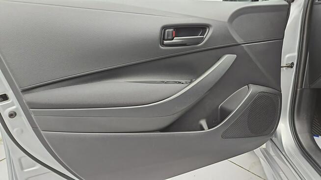 Toyota Corolla 1.2 T Active ! Z Polskiego Salonu ! Faktura Vat ! Warszawa - zdjęcie 10