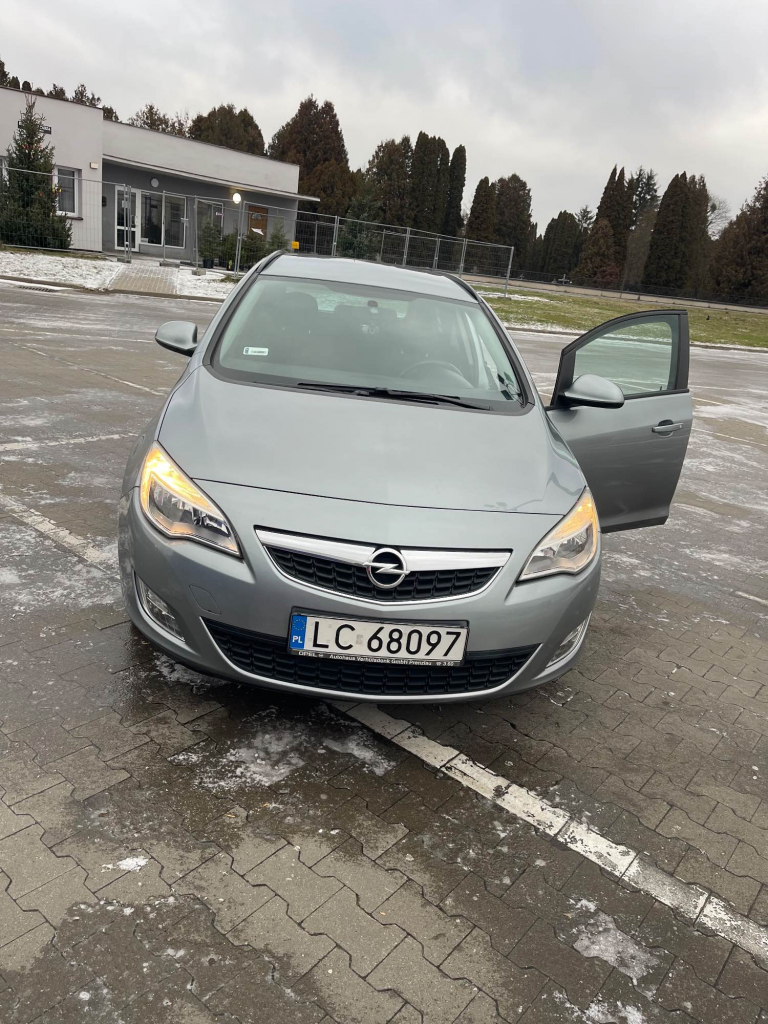 Opel Astra J 1.4 Turbo Chełm - zdjęcie 6
