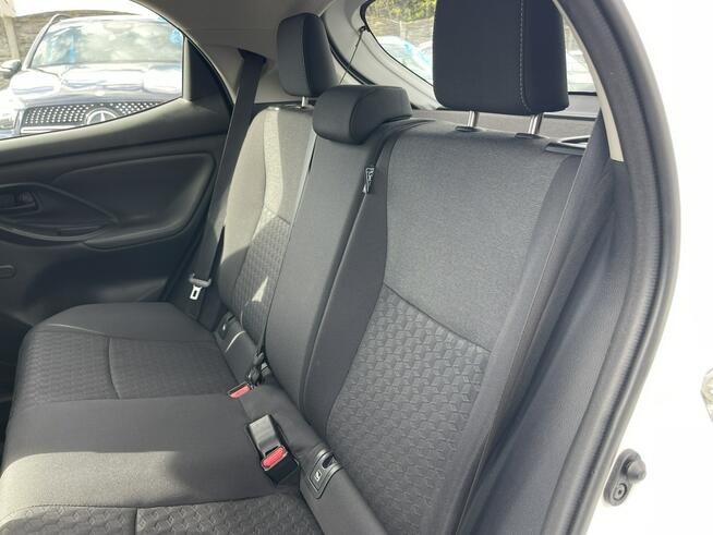 Toyota Yaris Hybryda Automat Kamera Gliwice - zdjęcie 12
