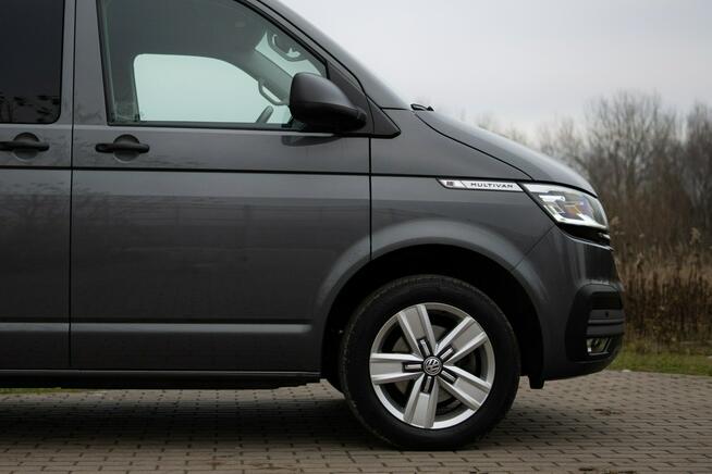Volkswagen Multivan Trendline DSG, pierwszy właściciel, salon PL Warszawa - zdjęcie 9
