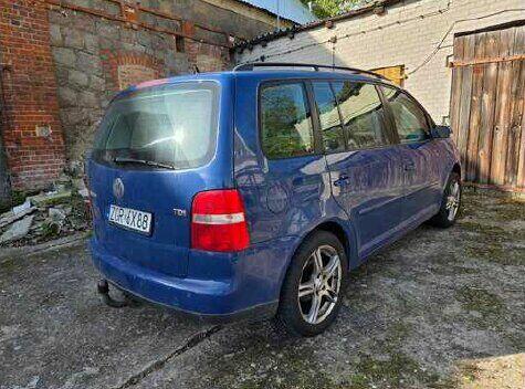 Syndyk sprzeda Volkswagen Touran 2,0 Szczecin - zdjęcie 6