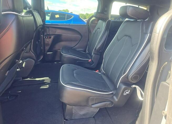 Chrysler Pacifica LIMITED / pakiet S / niski przebieg Tarnów - zdjęcie 11