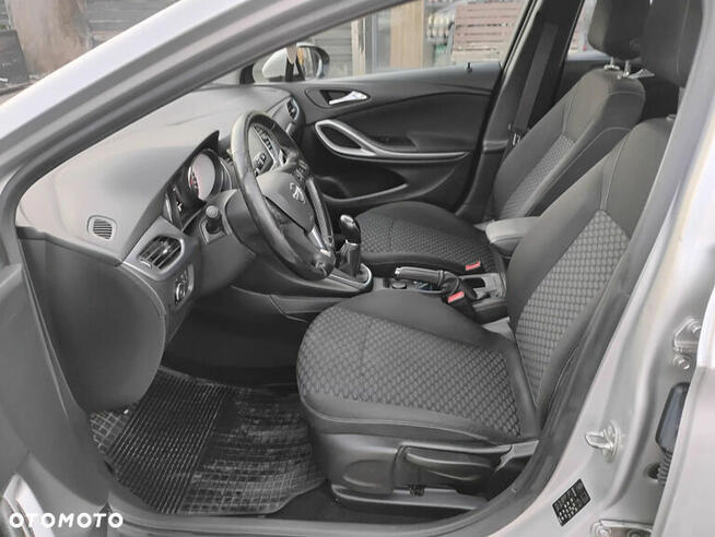 ASTRA K 2018r, 1.6 CDTI. Delikatnie uszk bok. Jeździ. Kraków - zdjęcie 7