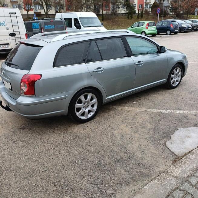 Toyota Avensis D-4D 2007r. Kielce - zdjęcie 6