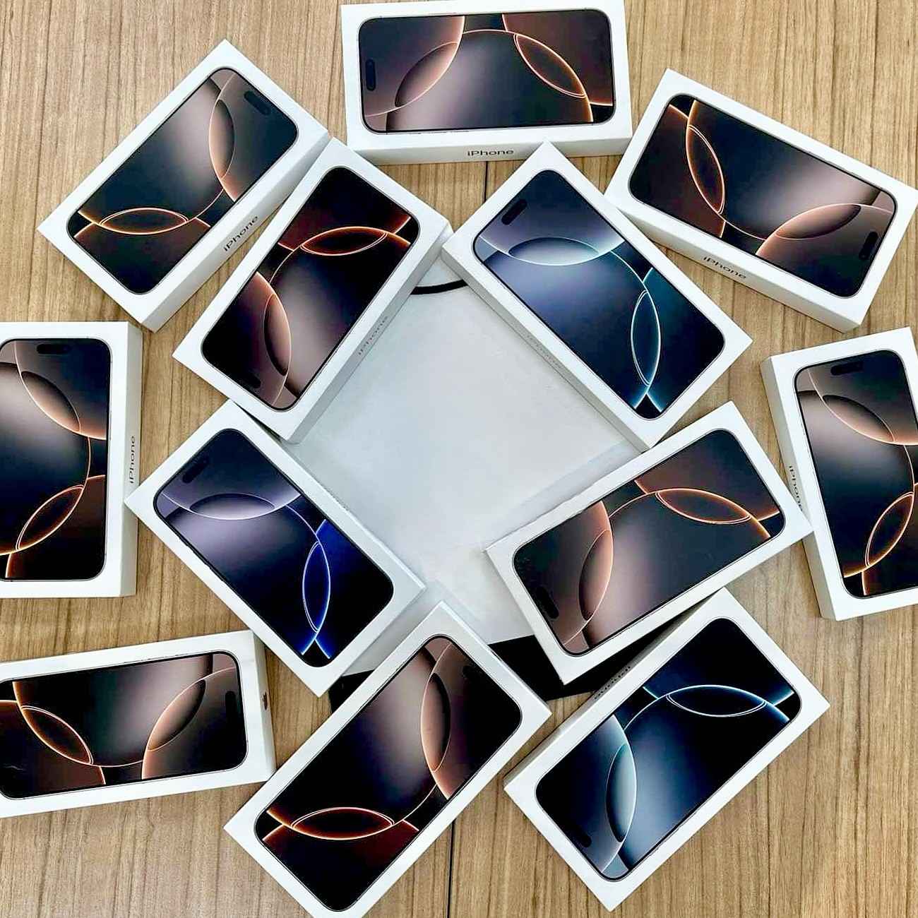 Apple iPhone 16 Pro 128GB - 500 EUR, iPhone 16 Pro Max 256GB - 570 EUR Grunwald - zdjęcie 3