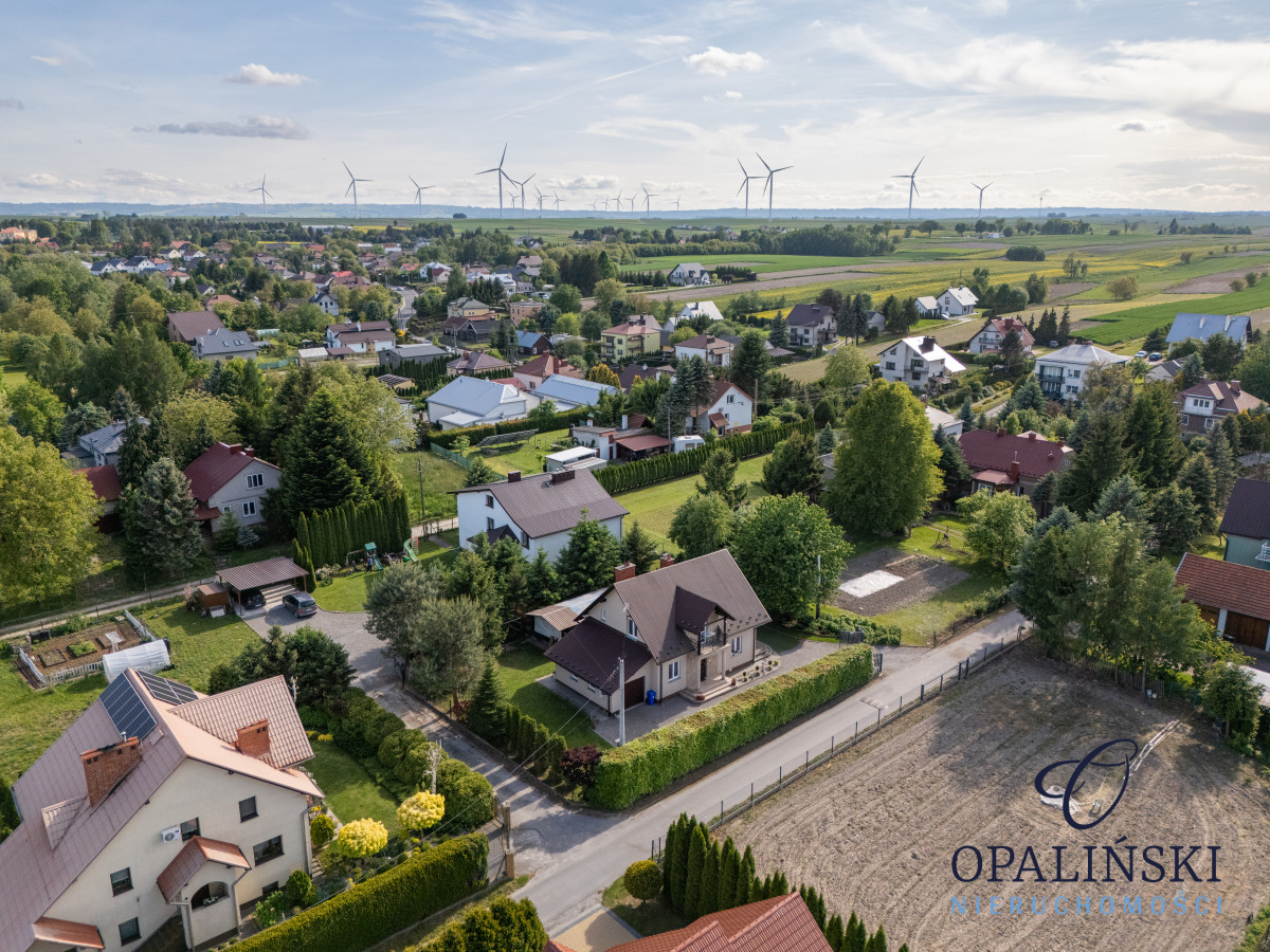 Dom z ogrodem i garażem umeblowany i wyposażony Kosina - zdjęcie 9