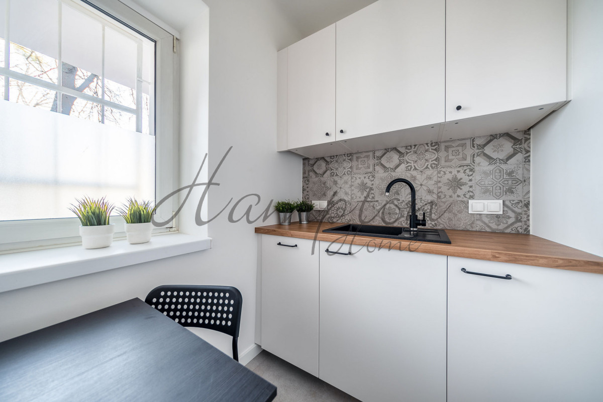 2 pokoje w kamienicy w centrum | Nowolipki Wola - zdjęcie 1