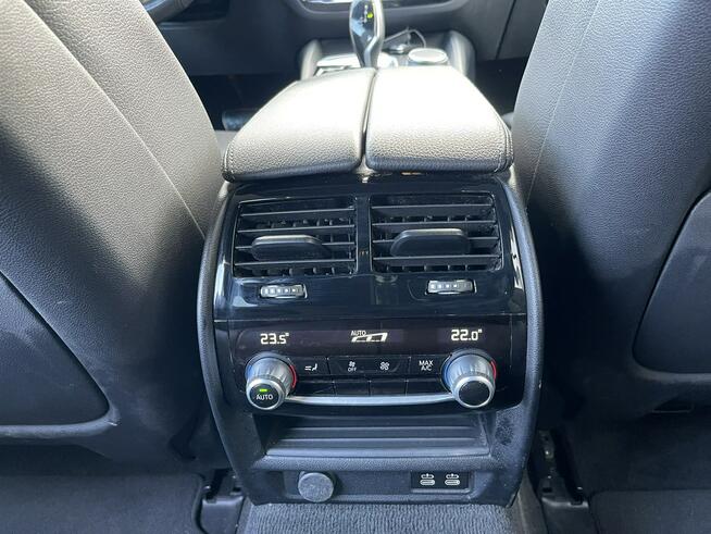 BMW 520 Mpakiet XDrive Skóra Kamera Pamięć Panorama HAK 190KM Gliwice - zdjęcie 12