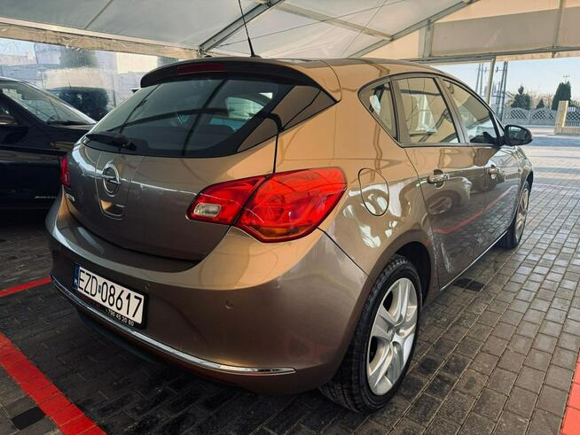 Opel Astra Po Lifcie ! 1.4 Benzyna + GAZ !  6 Biegów ! Zduńska Wola - zdjęcie 10