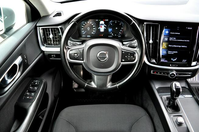 Volvo V60 2.0 D3 150KM Navi Led Climatronic Pdc Serwis Płock - zdjęcie 6