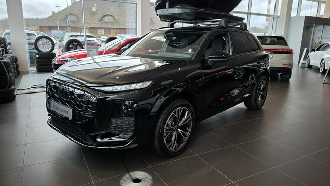 Audi Q3 e-hybrid 272 KM S tronic Radom - zdjęcie 2
