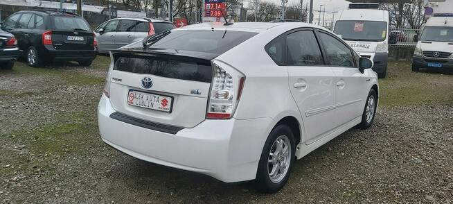 Toyota Prius 1.8 b z gazem hybryda  nie po taxi Lublin - zdjęcie 3