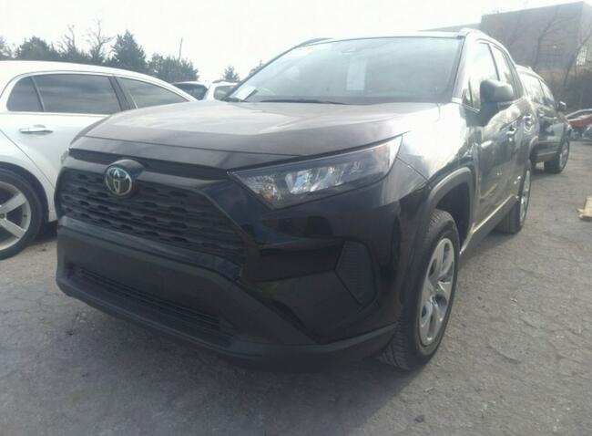 Toyota RAV-4 2019, 2.5L, LE, po gradobiciu Warszawa - zdjęcie 2