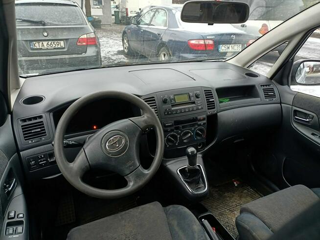 Toyota Corolla Verso 2.0 D-4D 90km 03r Tarnów - zdjęcie 7