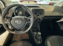 Toyota Aygo 1.0 72KM 2021 1WŁ SalonPL FV23% Kielce - zdjęcie 8