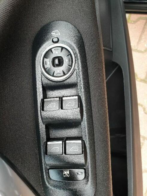 Ford Mondeo 2.0 Benzyna 145 KM LPG Titanium | Kombi Kielce - zdjęcie 12