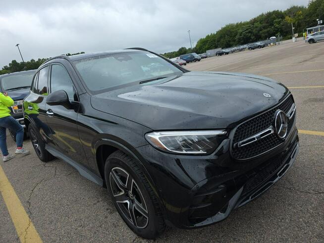 Mercedes GLC 300 4Matic / pakiet AMG / niski przebieg Chwaszczyno - zdjęcie 3