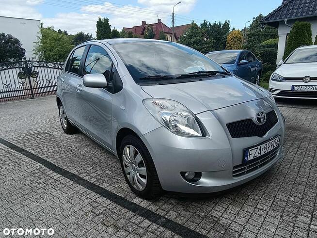 Toyota Yaris 1.3 VVT-i Luna Zielona Góra - zdjęcie 2