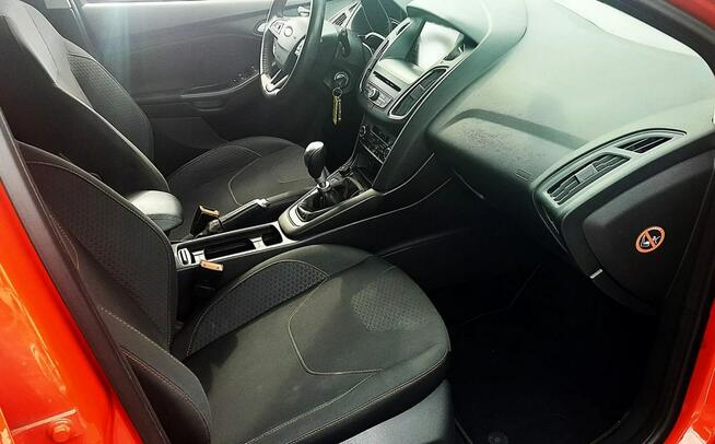 Ford Focus ST-Line sport wersja Red&amp;Black 1,5 182KM Warszawa - zdjęcie 11