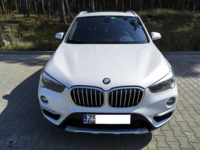 2018 BMW X1 sDrive 28i Biały Żar Mocy na Czterech Kołach Świnoujście - zdjęcie 7