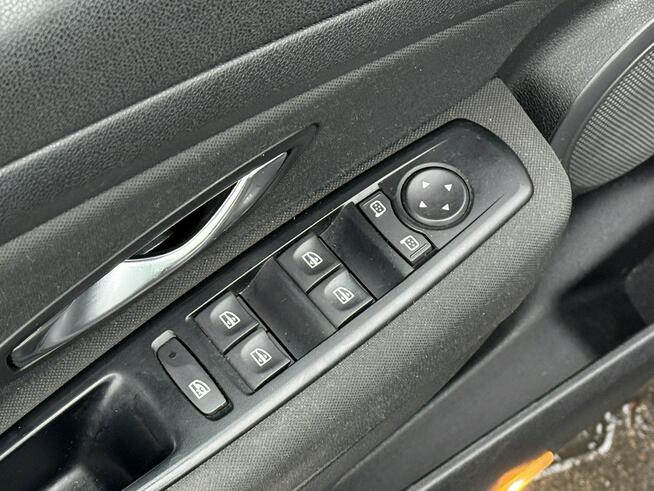 Renault Megane 1,6i 110KM Serwis/Klimatyzacja/Lpg ważne 6 lat Węgrów - zdjęcie 9