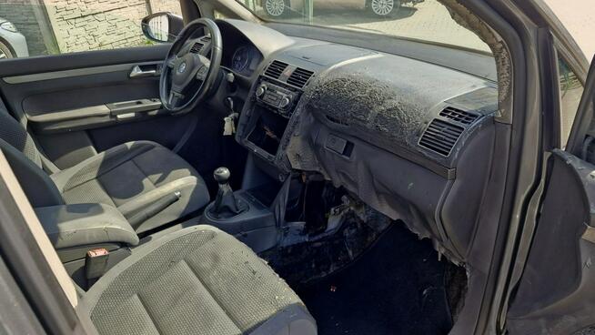 Volkswagen Touran 1.6 TDI 110KM Alufelgi Klimatronic Świętoszówka - zdjęcie 10