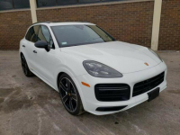 Porsche Cayenne Turbo 2019, 4.0L, 4x4, porysowany lakier Warszawa - zdjęcie 2