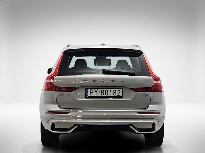 Volvo XC 60 B4 B Plus Dark aut ! Z Polskiego Salonu ! Faktura VAT ! Warszawa - zdjęcie 4