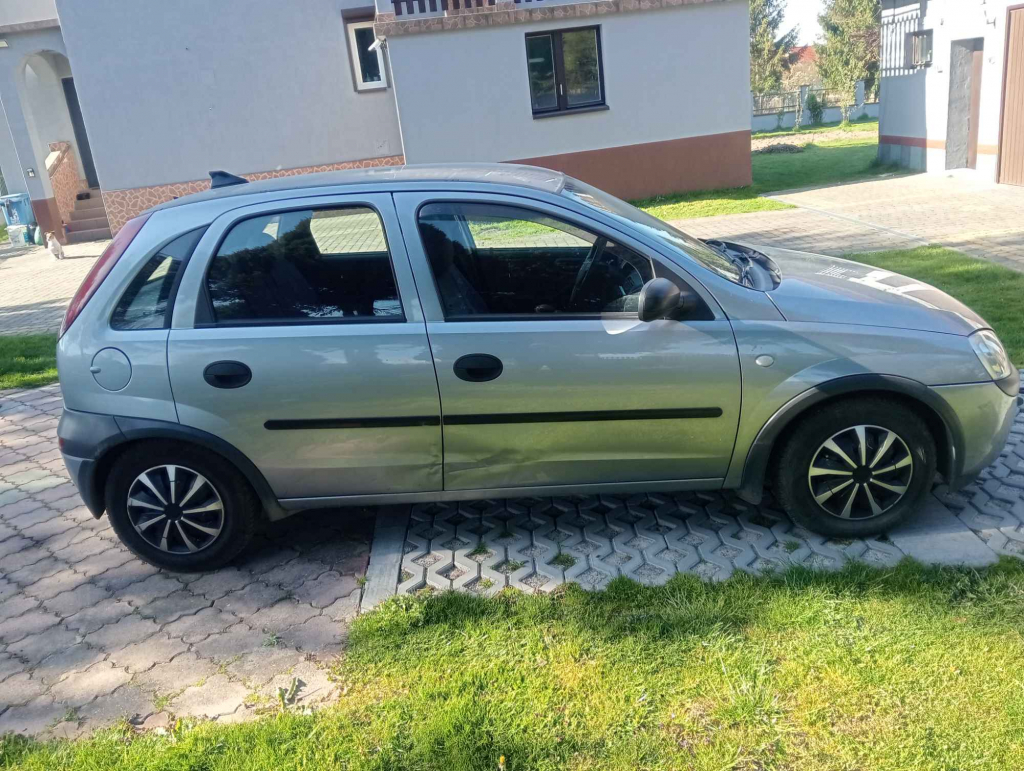 Sprzedam corsę c 1, 2 75KM Rybna - zdjęcie 4