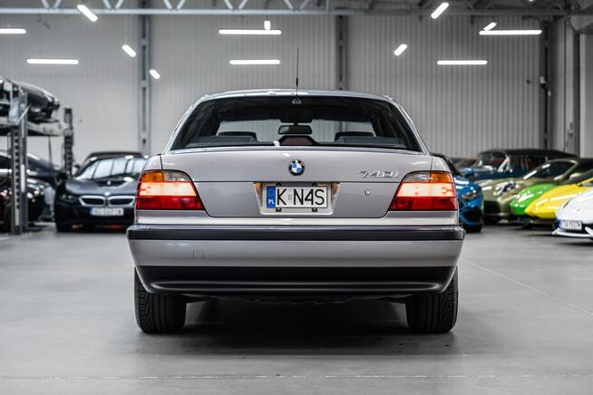BMW 740 Oryginał. Bezwypadkowa. Niski przebieg. Węgrzce - zdjęcie 11