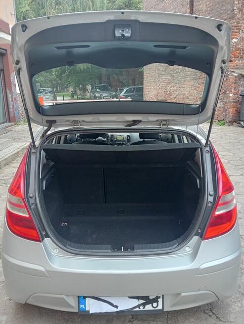 Sprzedam Hyundai I30 1.4 benzyna 2010 rok Śródmieście - zdjęcie 5