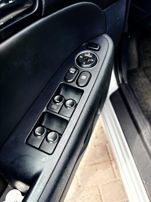 HYUNDAI i30 1.4 BENZYNA 109 KM | STYLE | 2010 | KLIMATRONIC Zielona Góra - zdjęcie 5