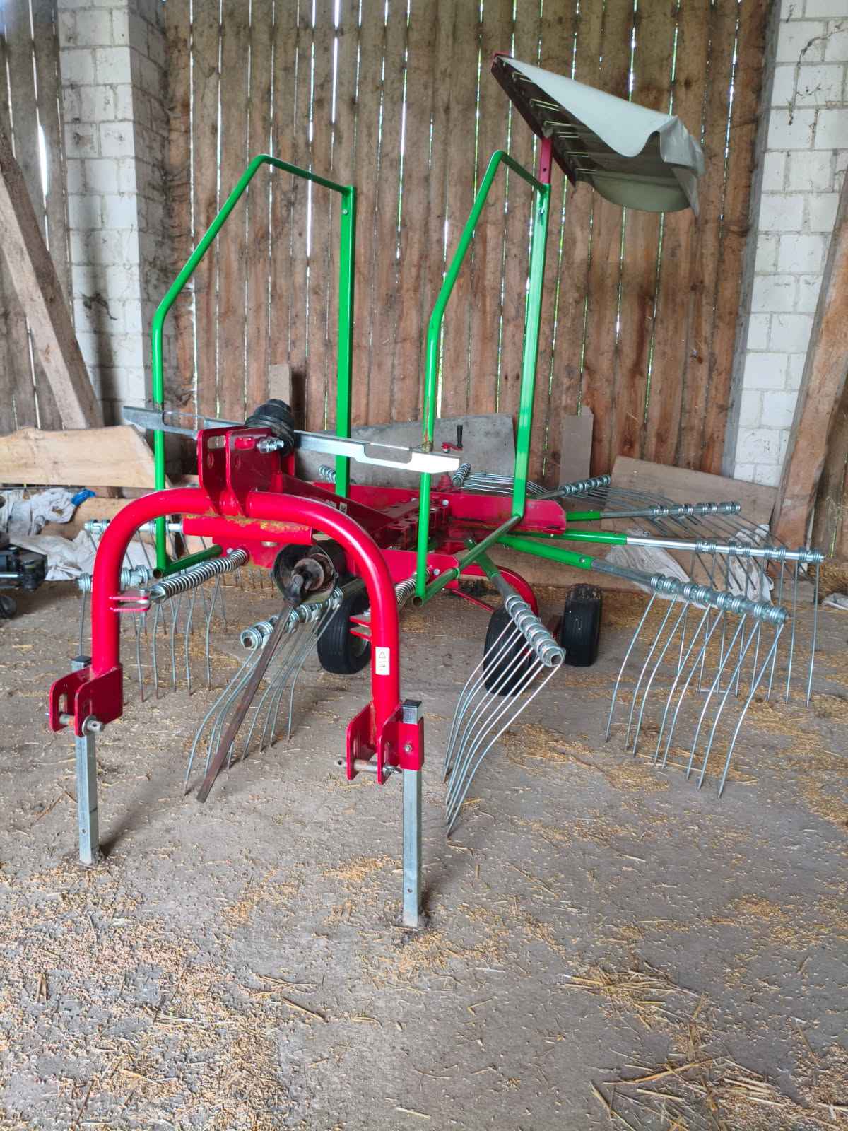 603802430 sprzedam garazowane owijarke belarke i traktor Zaręby Kościelne - zdjęcie 1