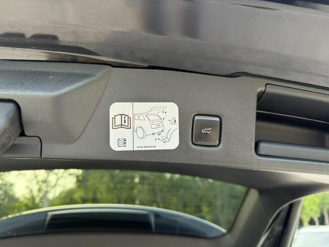 Ford Escape 2.0 benzyna 250km, automat, hak, AWD, titanium Pęcice - zdjęcie 9