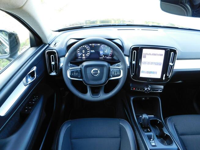 Volvo XC 40 2.0D3 z Gwarancją Bezwypadkowy Żyrardów - zdjęcie 8