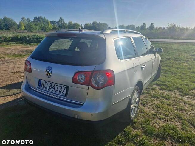 Volkswagen Passat 2.0 TDI DPF Comfortline Warszawa - zdjęcie 4
