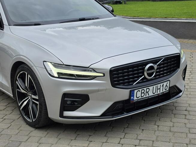 Volvo V60 B4 2.0 D 197KM R-Design / I właściciel / Serwisowany Skępe - zdjęcie 4