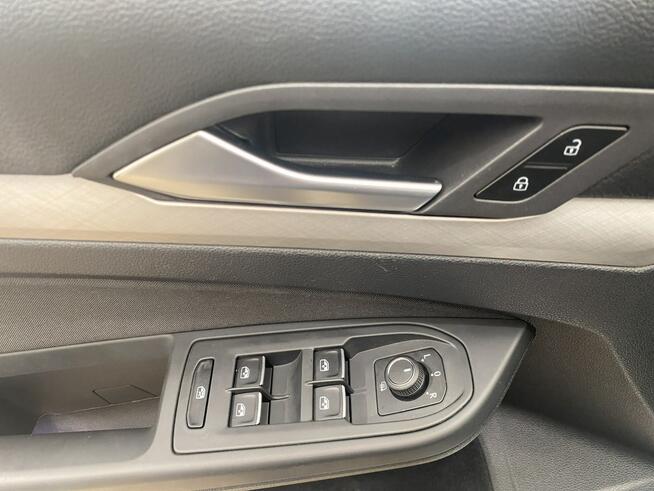Volkswagen Golf VIII 2.0 TDI Life Warszawa - zdjęcie 11