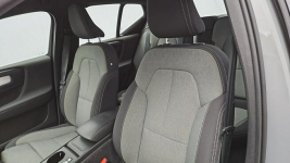 Volvo XC 40 B3 Core aut ! Z Polskiego Salonu ! Faktura VAT ! Warszawa - zdjęcie 11
