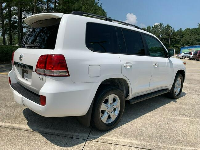 Toyota Land Cruiser 5.7L V8 381KM Katowice - zdjęcie 6