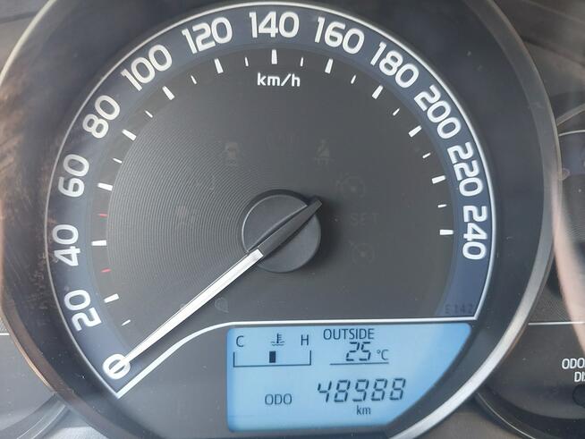 Toyota Auris 17/18 SALON PL. pierwszy wł. 49 tys.km! Warszawa - zdjęcie 3